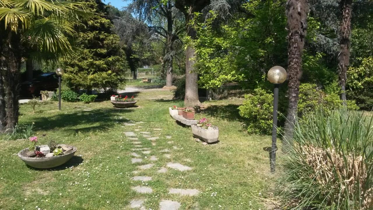 Appartamento Doppi Bagni Sei Posti Letto Viverone Exteriör bild